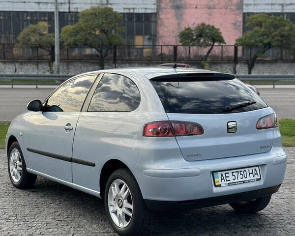 Синий Сеат Ибица, объемом двигателя 1.4 л и пробегом 180 тыс. км за 3700 $, фото 2 на Automoto.ua
