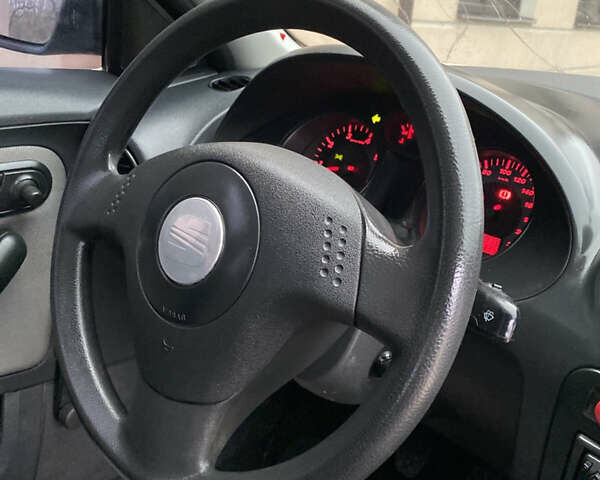 Синий Сеат Ибица, объемом двигателя 1.4 л и пробегом 189 тыс. км за 2999 $, фото 34 на Automoto.ua