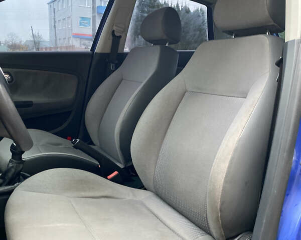 Синий Сеат Ибица, объемом двигателя 1.4 л и пробегом 189 тыс. км за 2999 $, фото 39 на Automoto.ua