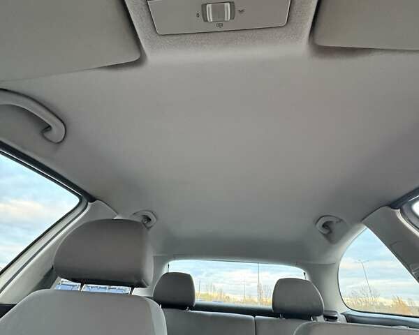 Сеат Ibiza 2004 у Києві на Automoto.ua Синій Сеат Ibiza, об'ємом двигуна 1.4 л та пробігом 187 тис. км за 4500 $, фото 19 на Automoto.ua