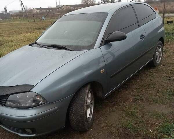 Синий Сеат Ибица, объемом двигателя 1.4 л и пробегом 298 тыс. км за 3200 $, фото 2 на Automoto.ua