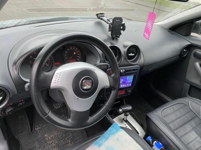 Синий Сеат Ибица, объемом двигателя 1.4 л и пробегом 235 тыс. км за 4350 $, фото 8 на Automoto.ua