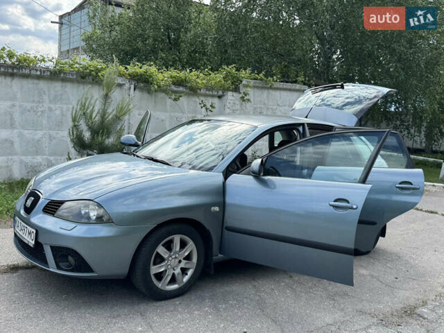 Синий Сеат Ибица, объемом двигателя 1.39 л и пробегом 281 тыс. км за 2700 $, фото 3 на Automoto.ua