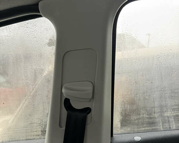 Синий Сеат Ибица, объемом двигателя 1.39 л и пробегом 281 тыс. км за 2700 $, фото 19 на Automoto.ua