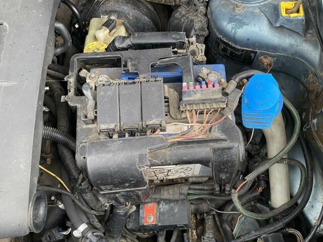 Синий Сеат Ибица, объемом двигателя 1.4 л и пробегом 235 тыс. км за 4350 $, фото 20 на Automoto.ua