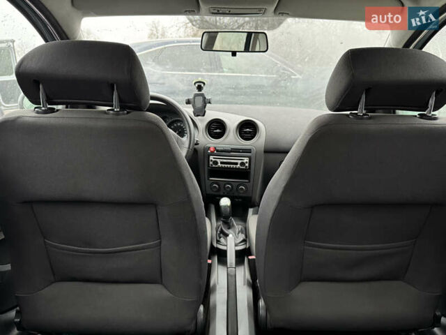 Синий Сеат Ибица, объемом двигателя 1.39 л и пробегом 281 тыс. км за 2700 $, фото 21 на Automoto.ua