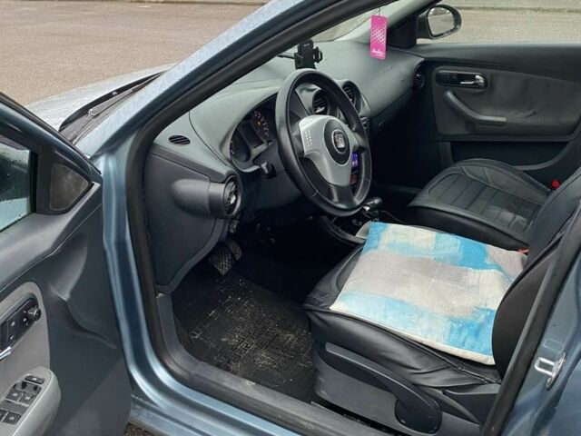 Синий Сеат Ибица, объемом двигателя 1.4 л и пробегом 235 тыс. км за 4350 $, фото 7 на Automoto.ua