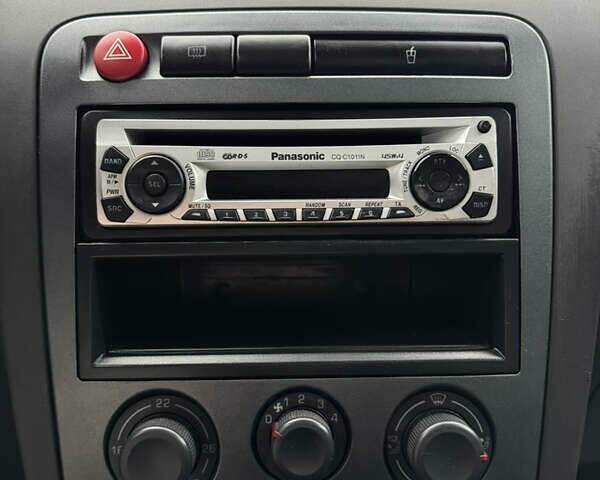 Синий Сеат Ибица, объемом двигателя 1.39 л и пробегом 281 тыс. км за 2700 $, фото 10 на Automoto.ua