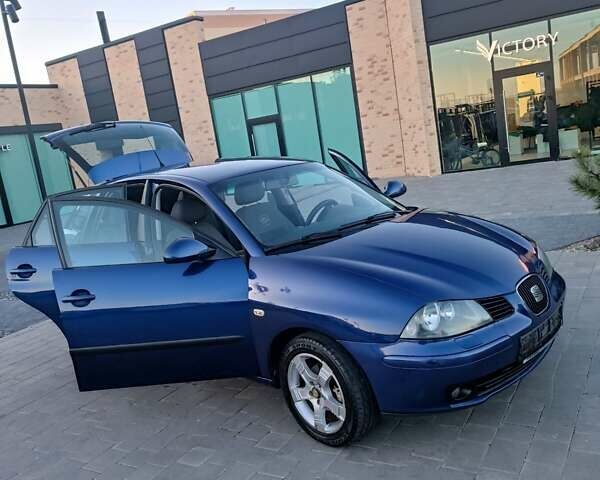 Синій Сеат Ibiza, об'ємом двигуна 1.39 л та пробігом 168 тис. км за 4250 $, фото 11 на Automoto.ua