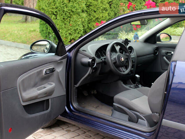 Синій Сеат Ibiza, об'ємом двигуна 1.2 л та пробігом 214 тис. км за 2999 $, фото 15 на Automoto.ua