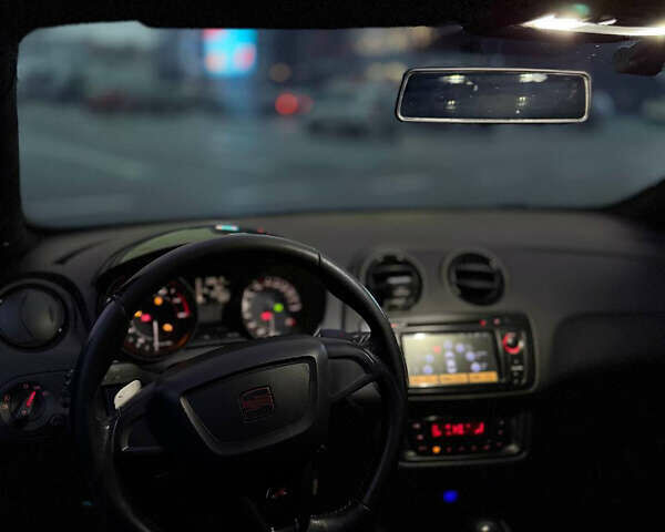 Синий Сеат Ибица, объемом двигателя 1.4 л и пробегом 130 тыс. км за 9500 $, фото 10 на Automoto.ua