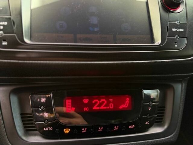 Синий Сеат Ибица, объемом двигателя 1.4 л и пробегом 132 тыс. км за 9500 $, фото 20 на Automoto.ua