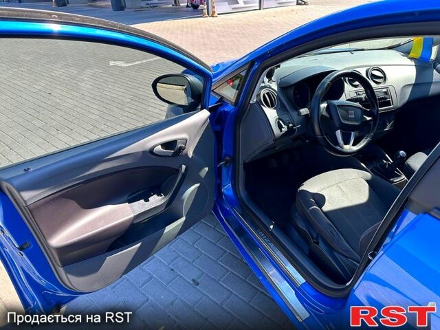 Синій Сеат Ibiza, об'ємом двигуна 1.4 л та пробігом 259 тис. км за 6000 $, фото 5 на Automoto.ua