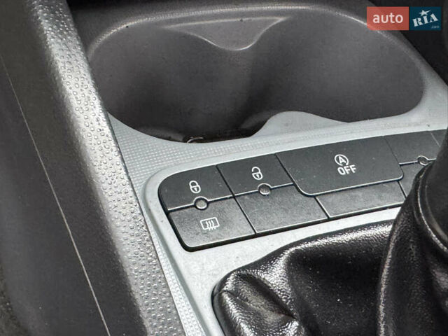 Синий Сеат Ибица, объемом двигателя 1.2 л и пробегом 194 тыс. км за 5950 $, фото 97 на Automoto.ua