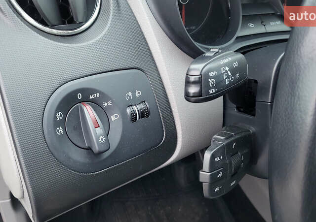 Синий Сеат Ибица, объемом двигателя 1.2 л и пробегом 120 тыс. км за 6850 $, фото 6 на Automoto.ua