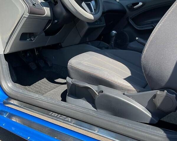 Синий Сеат Ибица, объемом двигателя 1.4 л и пробегом 185 тыс. км за 5600 $, фото 13 на Automoto.ua