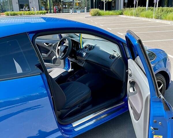 Синий Сеат Ибица, объемом двигателя 1.4 л и пробегом 185 тыс. км за 5600 $, фото 7 на Automoto.ua