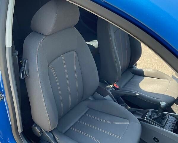 Синий Сеат Ибица, объемом двигателя 1.4 л и пробегом 185 тыс. км за 5600 $, фото 10 на Automoto.ua