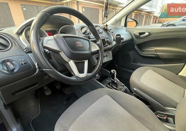 Синій Сеат Ibiza, об'ємом двигуна 1.2 л та пробігом 131 тис. км за 5200 $, фото 7 на Automoto.ua