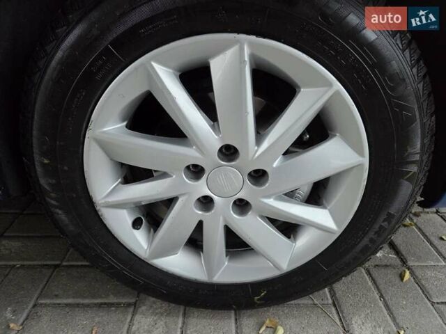 Синій Сеат Ibiza, об'ємом двигуна 1.2 л та пробігом 219 тис. км за 6100 $, фото 36 на Automoto.ua