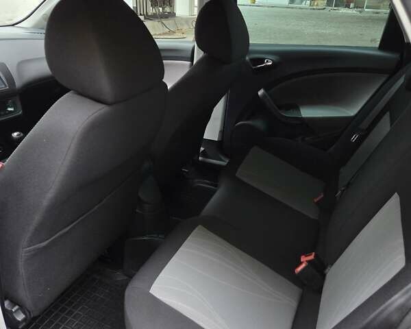 Синій Сеат Ibiza, об'ємом двигуна 1.2 л та пробігом 219 тис. км за 6100 $, фото 10 на Automoto.ua