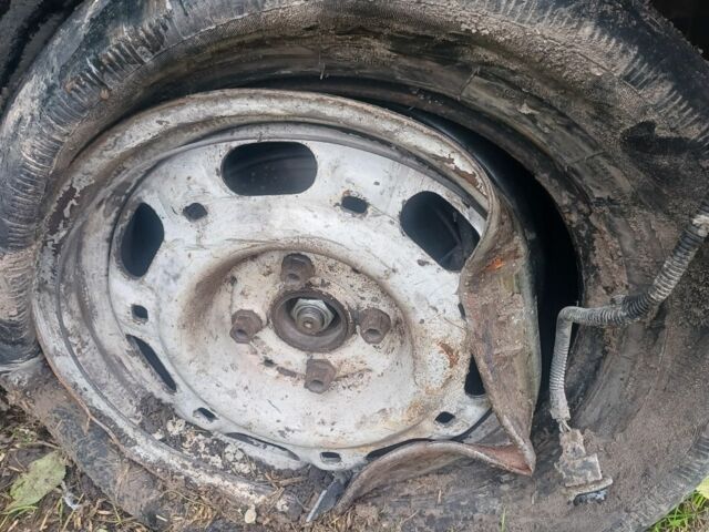 Зеленый Сеат Ибица, объемом двигателя 0 л и пробегом 150 тыс. км за 24 $, фото 4 на Automoto.ua