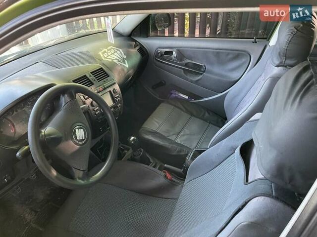 Зеленый Сеат Ибица, объемом двигателя 1.39 л и пробегом 290 тыс. км за 1500 $, фото 1 на Automoto.ua