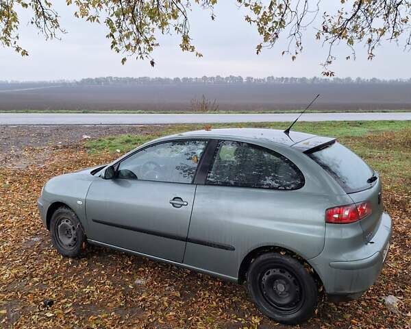 Зеленый Сеат Ибица, объемом двигателя 1.2 л и пробегом 131 тыс. км за 4000 $, фото 6 на Automoto.ua