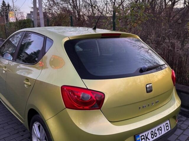 Зеленый Сеат Ибица, объемом двигателя 1.4 л и пробегом 247 тыс. км за 4800 $, фото 3 на Automoto.ua