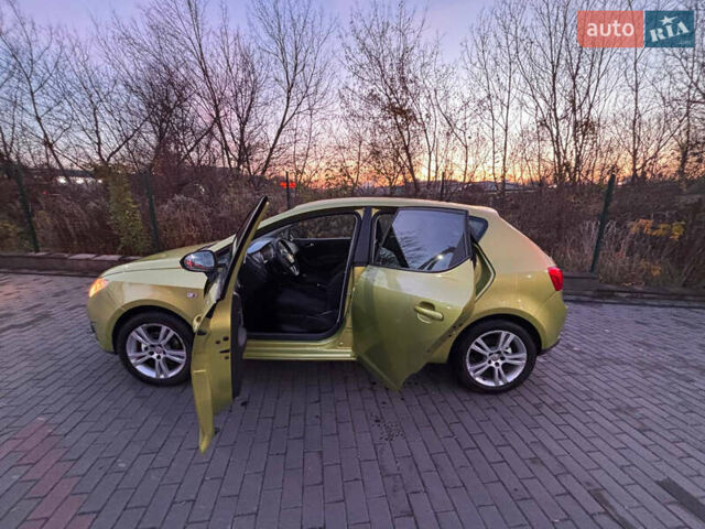 Зелений Сеат Ibiza, об'ємом двигуна 1.4 л та пробігом 247 тис. км за 4800 $, фото 7 на Automoto.ua