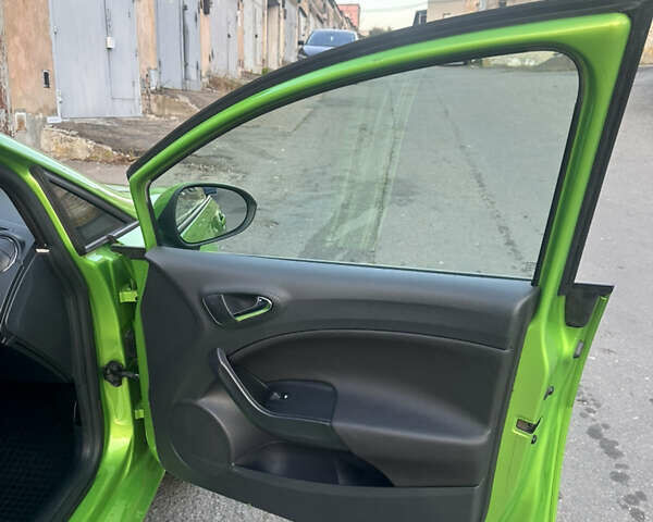 Зелений Сеат Ibiza, об'ємом двигуна 1.2 л та пробігом 137 тис. км за 9450 $, фото 9 на Automoto.ua
