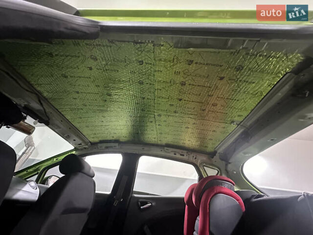 Зелений Сеат Ibiza, об'ємом двигуна 1.2 л та пробігом 137 тис. км за 9450 $, фото 28 на Automoto.ua