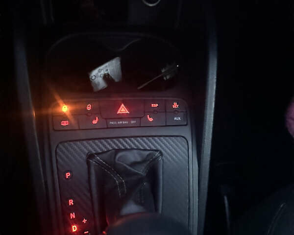 Зелений Сеат Ibiza, об'ємом двигуна 1.2 л та пробігом 137 тис. км за 9450 $, фото 24 на Automoto.ua