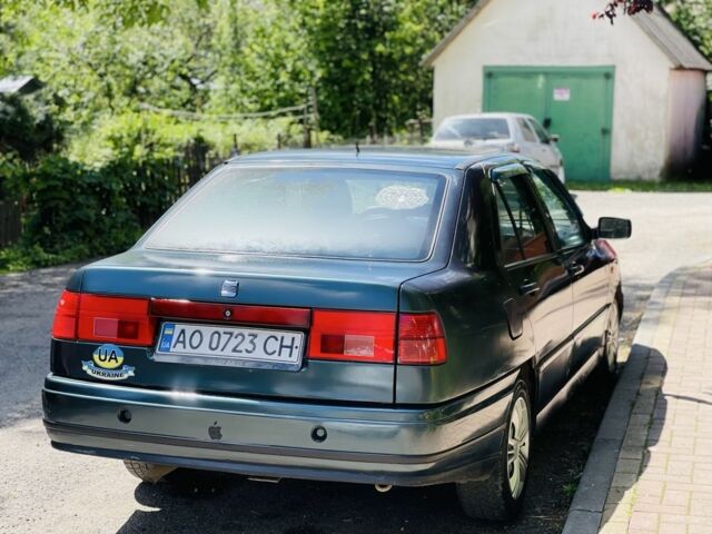 Зеленый Сеат Ибица, объемом двигателя 1.8 л и пробегом 300 тыс. км за 1100 $, фото 3 на Automoto.ua