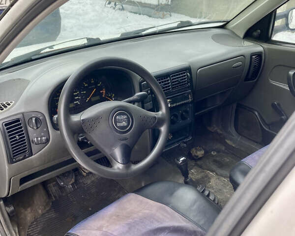 Білий Сеат Inca, об'ємом двигуна 1.9 л та пробігом 350 тис. км за 1350 $, фото 6 на Automoto.ua