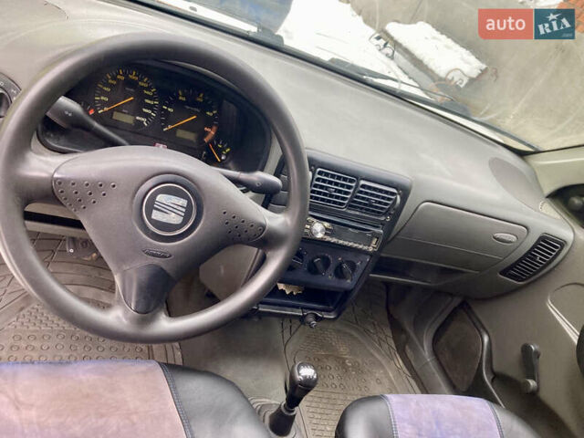 Білий Сеат Inca, об'ємом двигуна 1.9 л та пробігом 350 тис. км за 1350 $, фото 7 на Automoto.ua