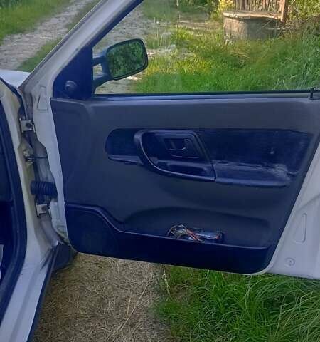 Білий Сеат Inca, об'ємом двигуна 1.4 л та пробігом 250 тис. км за 2500 $, фото 4 на Automoto.ua