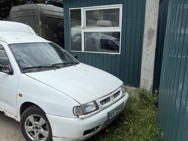 Білий Сеат Inca, об'ємом двигуна 1.4 л та пробігом 270 тис. км за 800 $, фото 5 на Automoto.ua