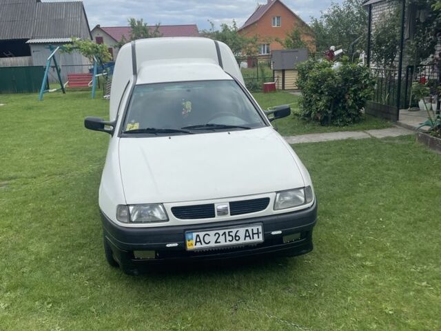 Білий Сеат Inca, об'ємом двигуна 1.9 л та пробігом 3 тис. км за 2800 $, фото 1 на Automoto.ua