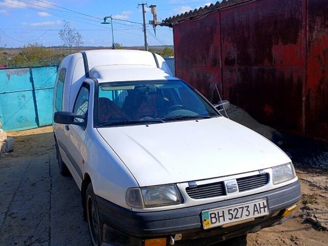 Білий Сеат Inca, об'ємом двигуна 1.9 л та пробігом 368 тис. км за 2150 $, фото 3 на Automoto.ua
