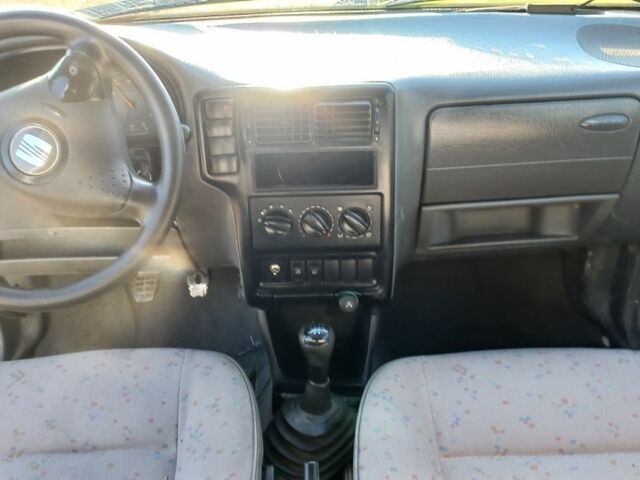 Белый Сеат Инка, объемом двигателя 1.9 л и пробегом 180 тыс. км за 2000 $, фото 7 на Automoto.ua