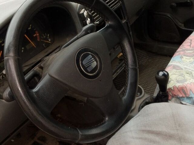 Белый Сеат Инка, объемом двигателя 1.9 л и пробегом 130 тыс. км за 1500 $, фото 3 на Automoto.ua