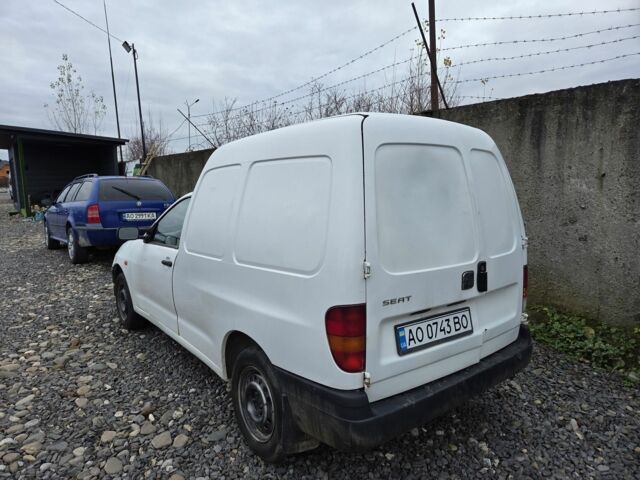 Белый Сеат Инка, объемом двигателя 1.4 л и пробегом 199 тыс. км за 1750 $, фото 1 на Automoto.ua