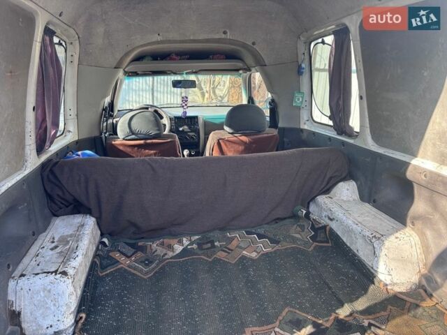 Белый Сеат Инка, объемом двигателя 1.9 л и пробегом 50 тыс. км за 2500 $, фото 7 на Automoto.ua