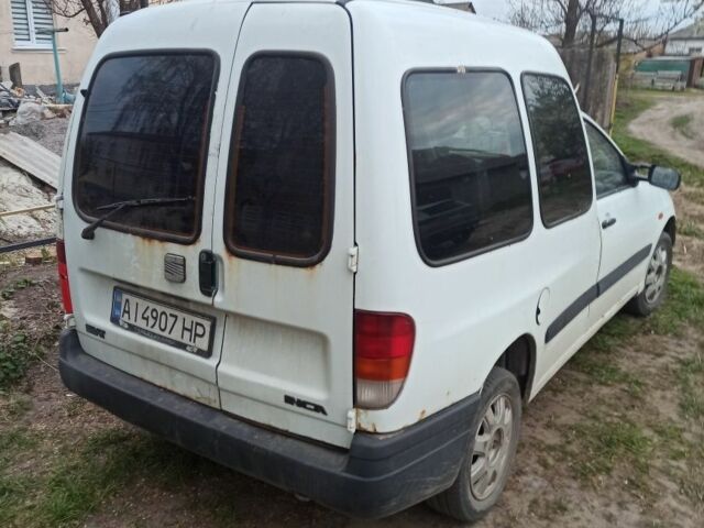 Белый Сеат Инка, объемом двигателя 1.4 л и пробегом 240 тыс. км за 1600 $, фото 6 на Automoto.ua