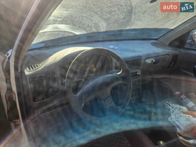 Білий Сеат Inca, об'ємом двигуна 1.8 л та пробігом 300 тис. км за 903 $, фото 4 на Automoto.ua