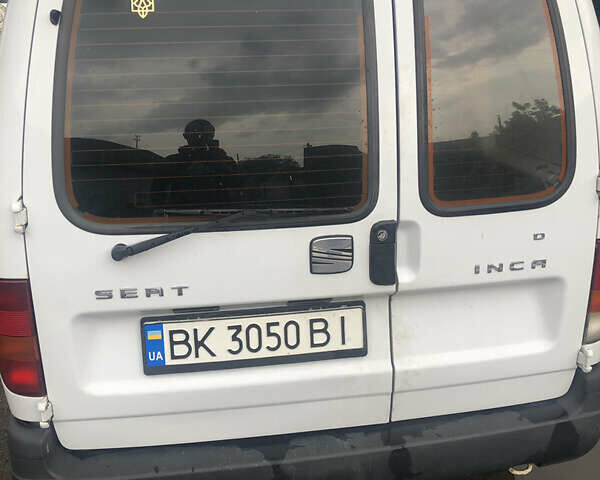 Белый Сеат Инка, объемом двигателя 1.99 л и пробегом 300 тыс. км за 2500 $, фото 6 на Automoto.ua