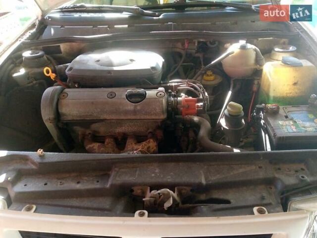 Белый Сеат Инка, объемом двигателя 1.4 л и пробегом 370 тыс. км за 2500 $, фото 5 на Automoto.ua