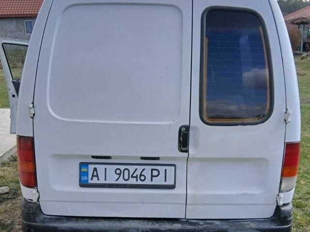 Белый Сеат Инка, объемом двигателя 1.9 л и пробегом 200 тыс. км за 2500 $, фото 3 на Automoto.ua