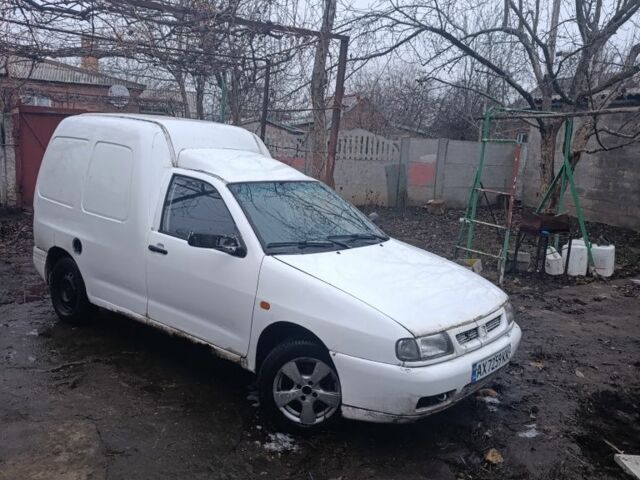 Белый Сеат Инка, объемом двигателя 1.4 л и пробегом 250 тыс. км за 912 $, фото 1 на Automoto.ua